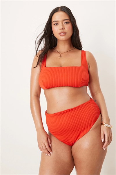 ASOS DESIGN Curve Riddy — бикини-трусики с высокой талией и высоким вырезом на бедрах артикул 141217221