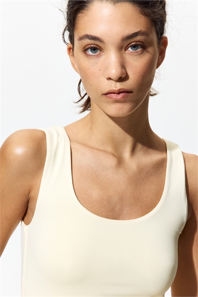 Топ из микрофибры артикул 1322536005