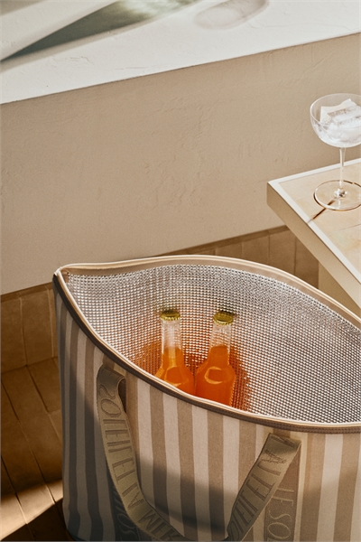 Водоотталкивающая сумка-холодильник артикул 1327605001