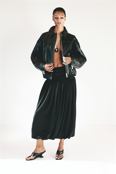 Юбка из джерси с волнистым подолом артикул 1334027001