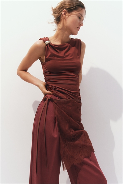 Кружевной шарф на бедра артикул 1336669006