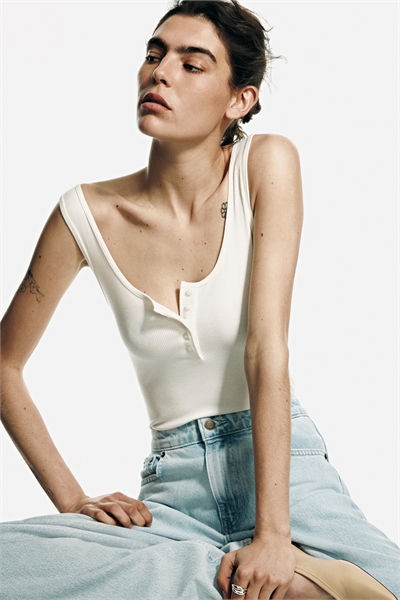 Корсет-стринги с ребристой поверхностью артикул 1337032001