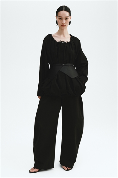 Ветровка с завязками артикул 1338085001