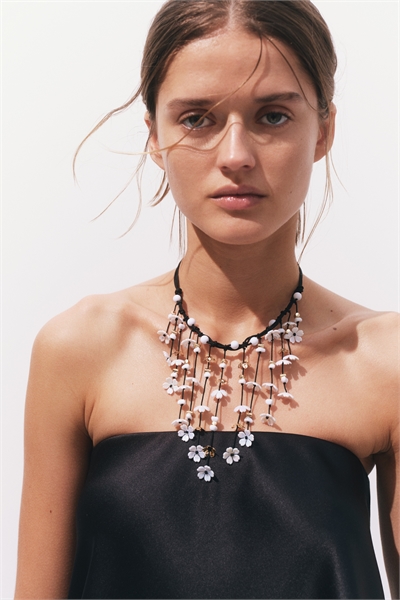 Ожерелье с водопадным шнуром артикул 1342664001