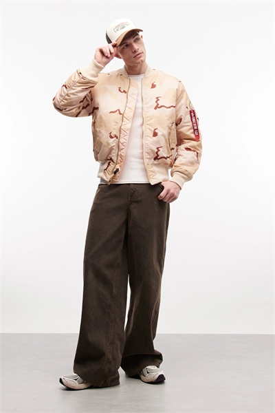 Куртка-бомбер артикул 154131955