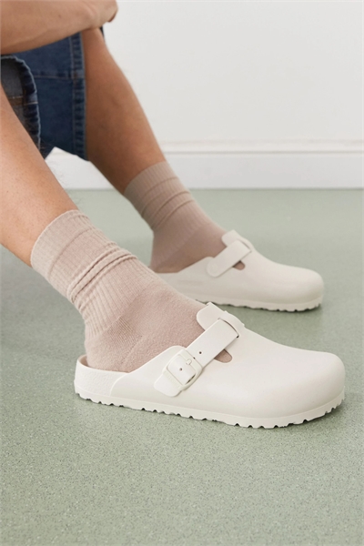 Бостонские сабо из ЭВА артикул 136301910