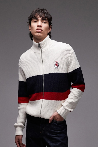 Куртка с контрастными вставками и молнией по всей длине артикул 148855880