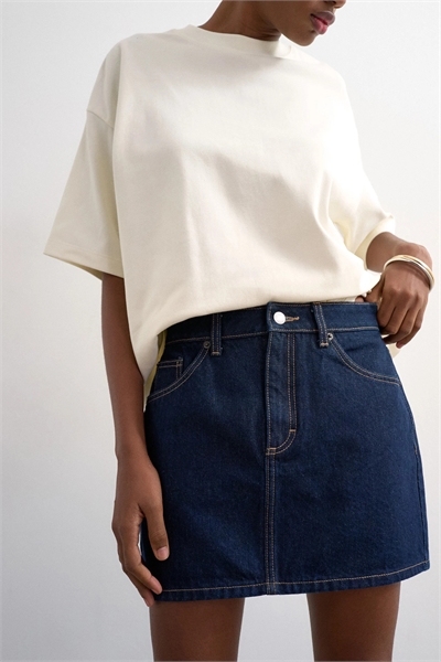 Мини-юбка из денима с оборками артикул 149616993