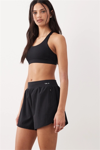 Шорты SkinLuxe со встроенной функцией 2 в 1 артикул 156619388