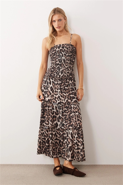 Пляжное платье с макси-рушами артикул 153889582