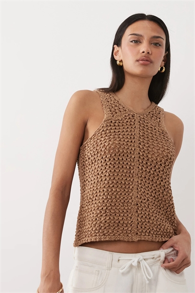 Жилет из ленточной пряжи с открытой вязкой артикул 153573717