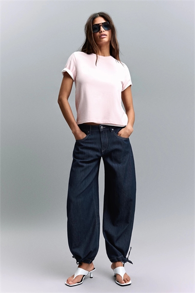 Джинсы-балоны с низкой посадкой и широкими брючинами артикул 156594763