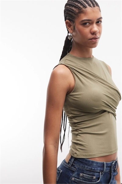 Топ с короткими рукавами и закрученным вырезом Otso артикул 155926330