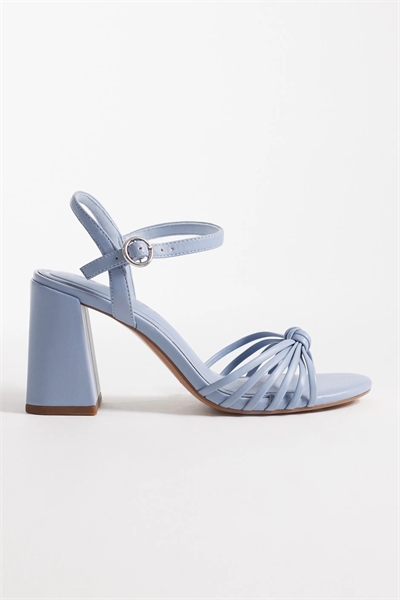 Сандалии Heron с завязками и каблуком средней высоты артикул 152236365