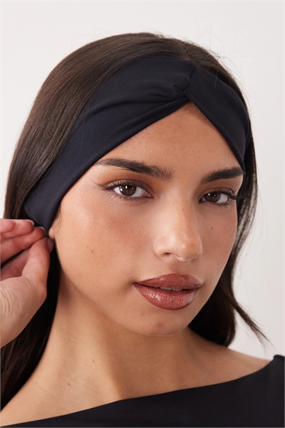 Плюшевая повязка на голову с закрученным передом артикул 153719866