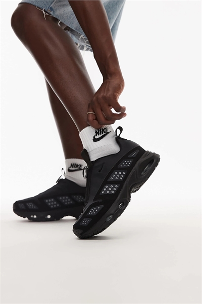 Кроссовки Air Max SNDR унисекс артикул 139762103