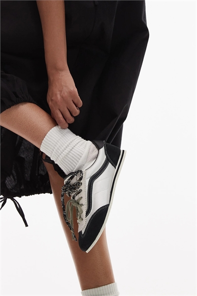 Кроссовки Super Lowpro с сатиновым покрытием артикул 153717130