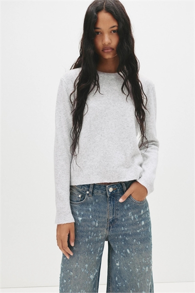 Свитер с мягкой текстурой артикул 152704227