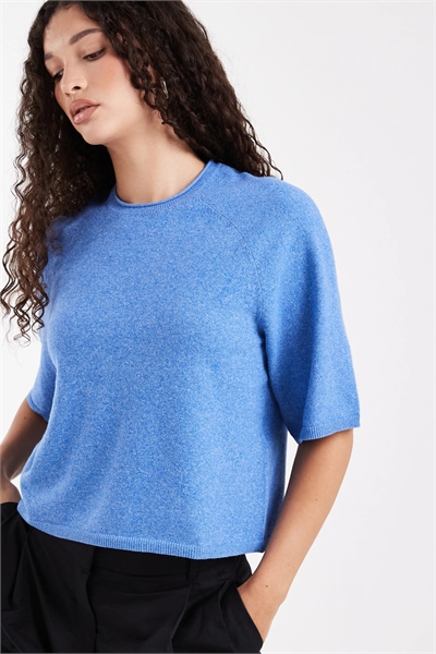 Короткая кофта с короткими рукавами из трикотажа прямого кроя артикул 150938344