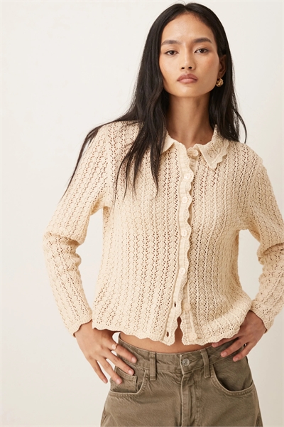 Кардиган с высоким воротником из открытой вязки артикул 152931573