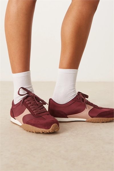 Кроссовки с шнурками Dive артикул 147791531