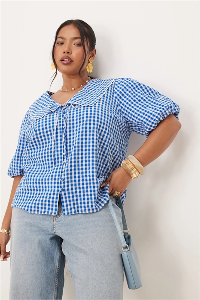 Топ с воротником «берди» и рукавами-буффами артикул 147786751