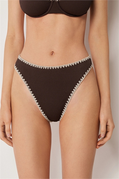 Бразильские трусики с высокой талией и двухцветной вышивкой артикул 156299277