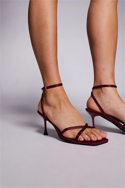 Сандалии Simmi London Eleonoora на низком каблуке артикул 150781122