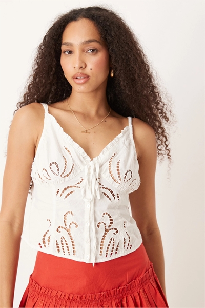 Топ-майка с декоративными люверсами артикул 144133925