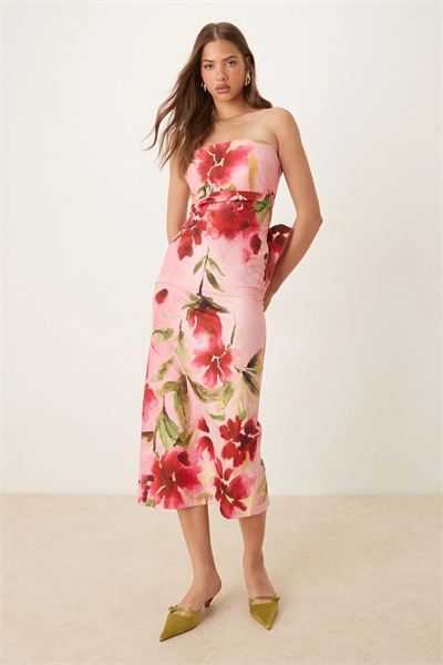 Платье-миди с бандо и завязками на спине артикул 143375847