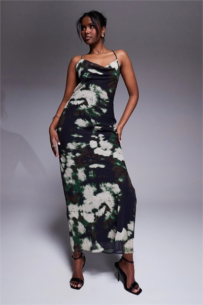 Макси-платье с перекрещивающимися бретелями и асимметричным вырезом артикул 138107534