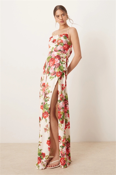 Макси-платье с высоким воротником, перекрещивающейся спинкой и разрезом на бедре артикул 141795329