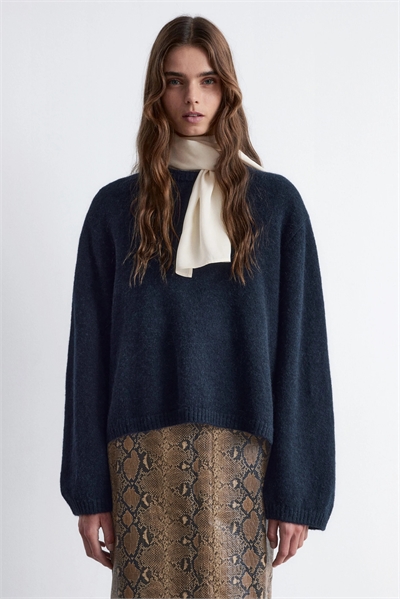 Свитер из сверхмягкой альпаки и шерсти с широкими рукавами артикул 150204949