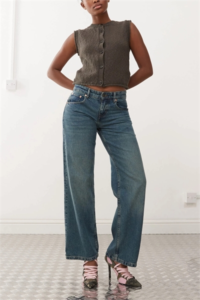 Джинсы с низкой посадкой и параллельными брючинами артикул 142402701