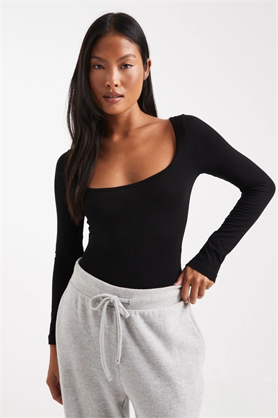 Боди с широким вырезом артикул 146855787