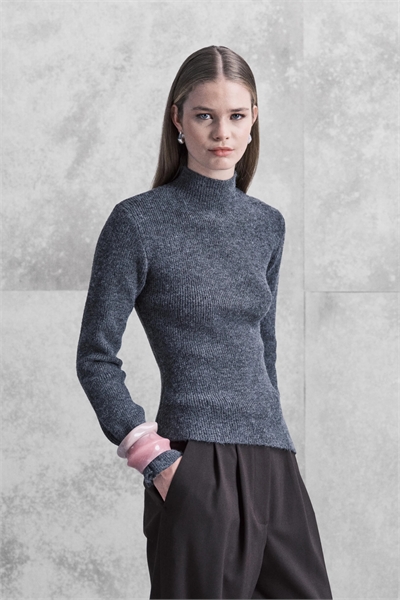 Трикотажный топ с высоким воротником и асимметричным кроем co-ord артикул 150478091