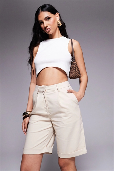 Эксклюзивные удлиненные шорты с высоким поясом из ткани с высоким содержанием хлопка артикул 140075361