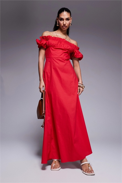 Эксклюзивное макси-платье из поплина с высоким содержанием хлопка, с открытыми плечами и буфчатыми рукавами артикул 140075376