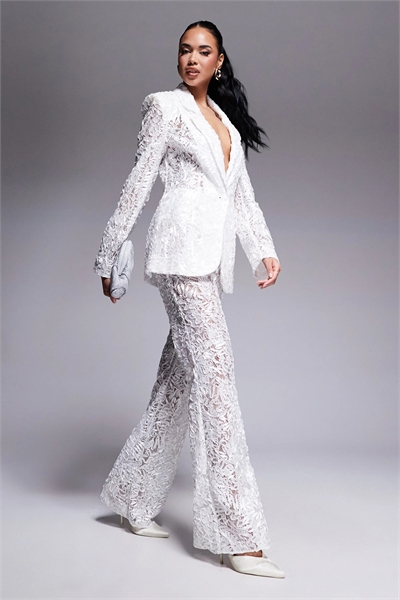 Брюки с расклешенными штанинами и кружевом co-ord артикул 135947251