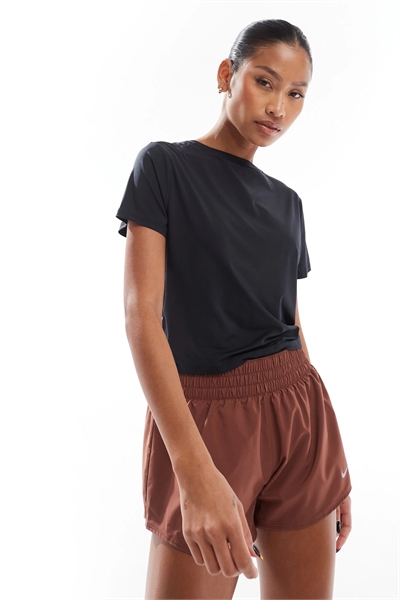 Укороченная футболка Nike One Training Dri-FIT с закрученными краями артикул 137316505