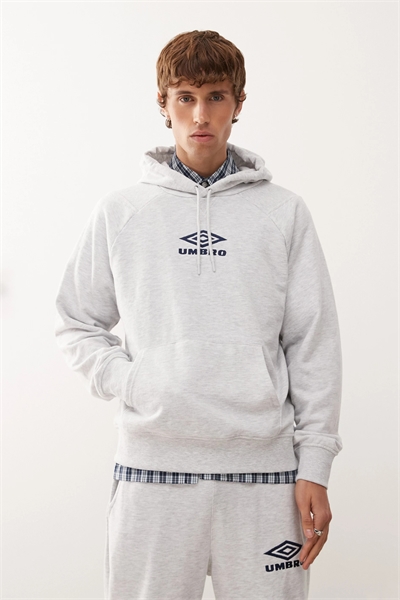 Культовая толстовка с капюшоном артикул 148610085