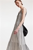 Трикотажное платье А-силуэт - Фото 12649153