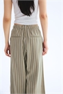 Широкие брюки из льняного бленда 1259098008 - Фото 13634063