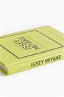 Книга "Little Book of Issey Miyake" 1301499001 - Фото 13775769