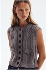 Жилет из кабельного трикотажа 1300045002 - Фото 13849670