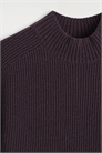 Ребристый шерстяной джемпер с вороненым вырезом 1291712001 - Фото 13891909