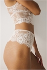 Кружевные трусы стринги 1302722002 - Фото 13895765