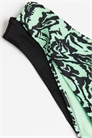 Нижние бикини H&M+ из 2 комплектов артикул 1158931002