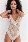 Кружевное боди с глубоким вырезом артикул 1316531002