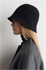 Шапка-ведро из шерсти мериноса артикул 1320955001